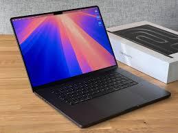 Macbook Pro - Image 2